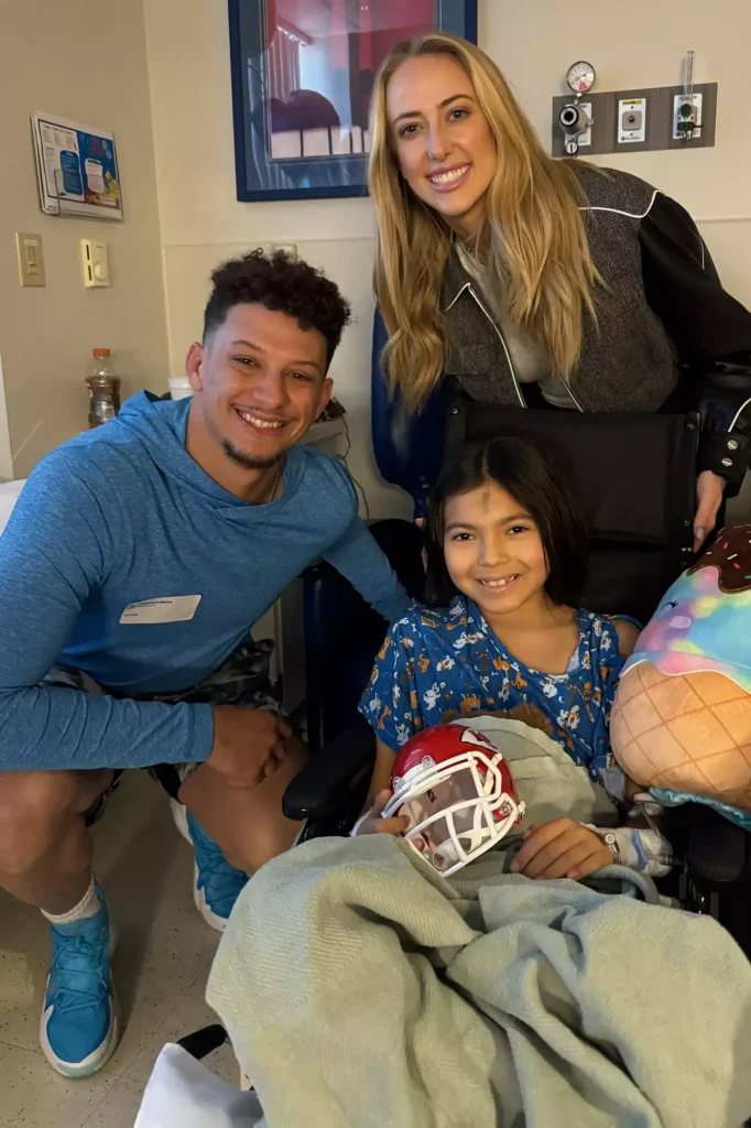 Patrick, Brittany Mahomes Visit Kids Wounded in Chiefs Parade Shooting (3)